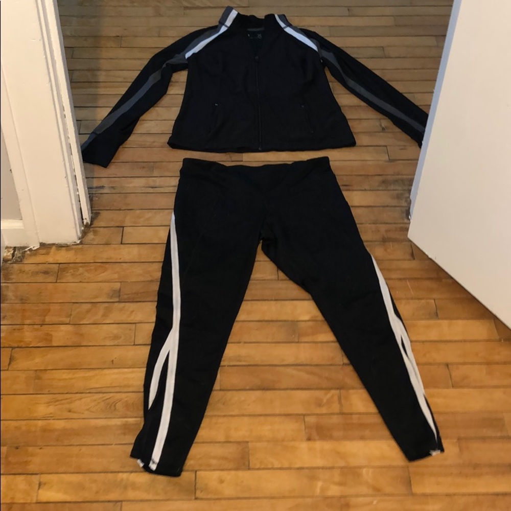 Athletic outfit